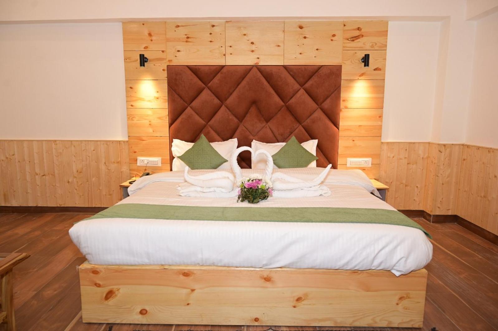 Hotel Premuim Vi Luxury #moutain View #best View #free Wifi #free Parking Manali (Himachal Pradesh)